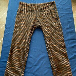 Nike Dri-fit Running Athletic Gym Yoga Leggings Capri Pants Women's Size SMALL